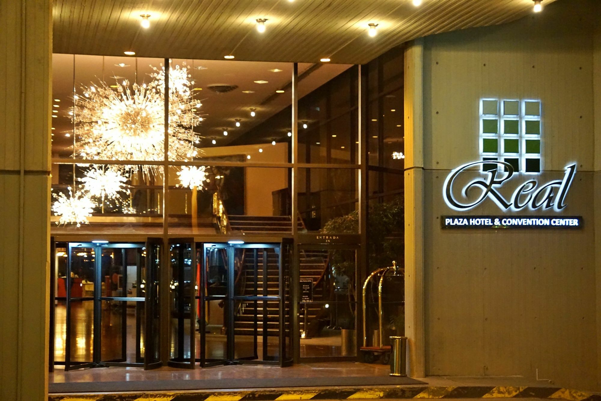 Real Plaza Hotel & Convention Center La Paz Ngoại thất bức ảnh